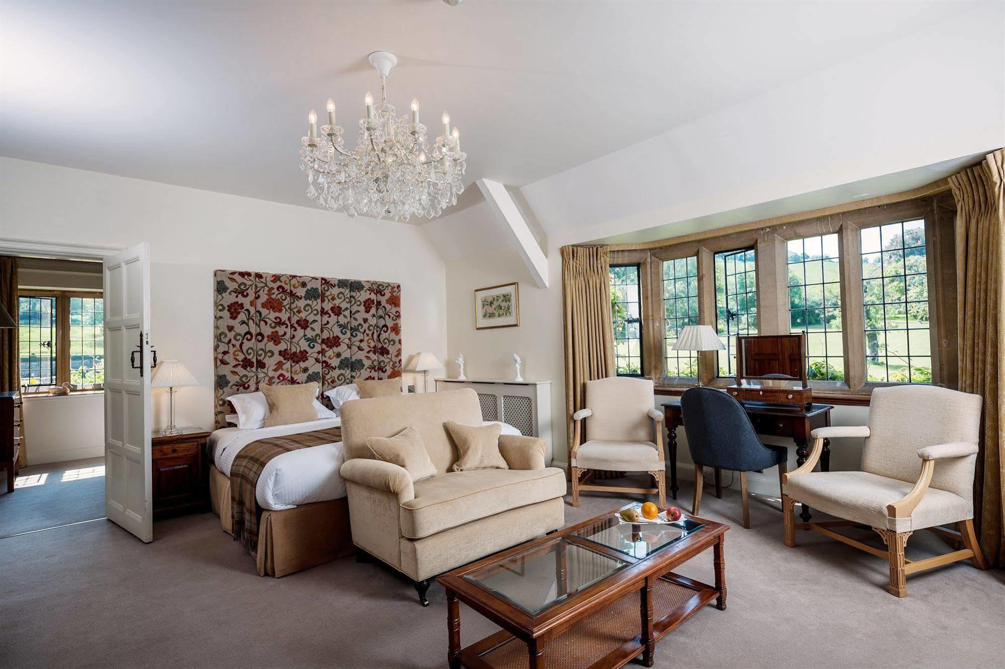 Buckland Manor - A Relais & Chateaux Hotel บรอดเวย์ ภายนอก รูปภาพ