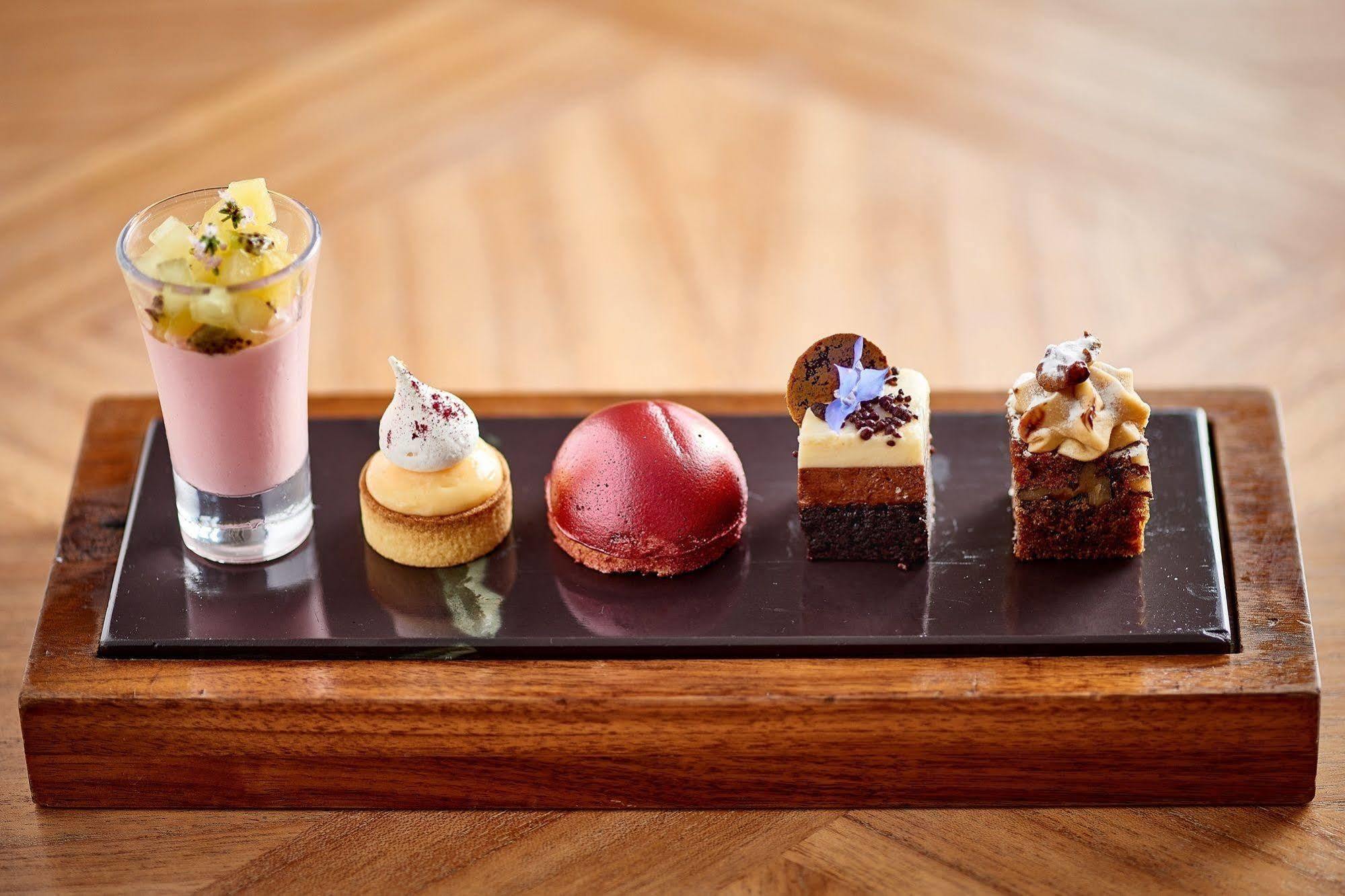 Buckland Manor - A Relais & Chateaux Hotel บรอดเวย์ ภายนอก รูปภาพ