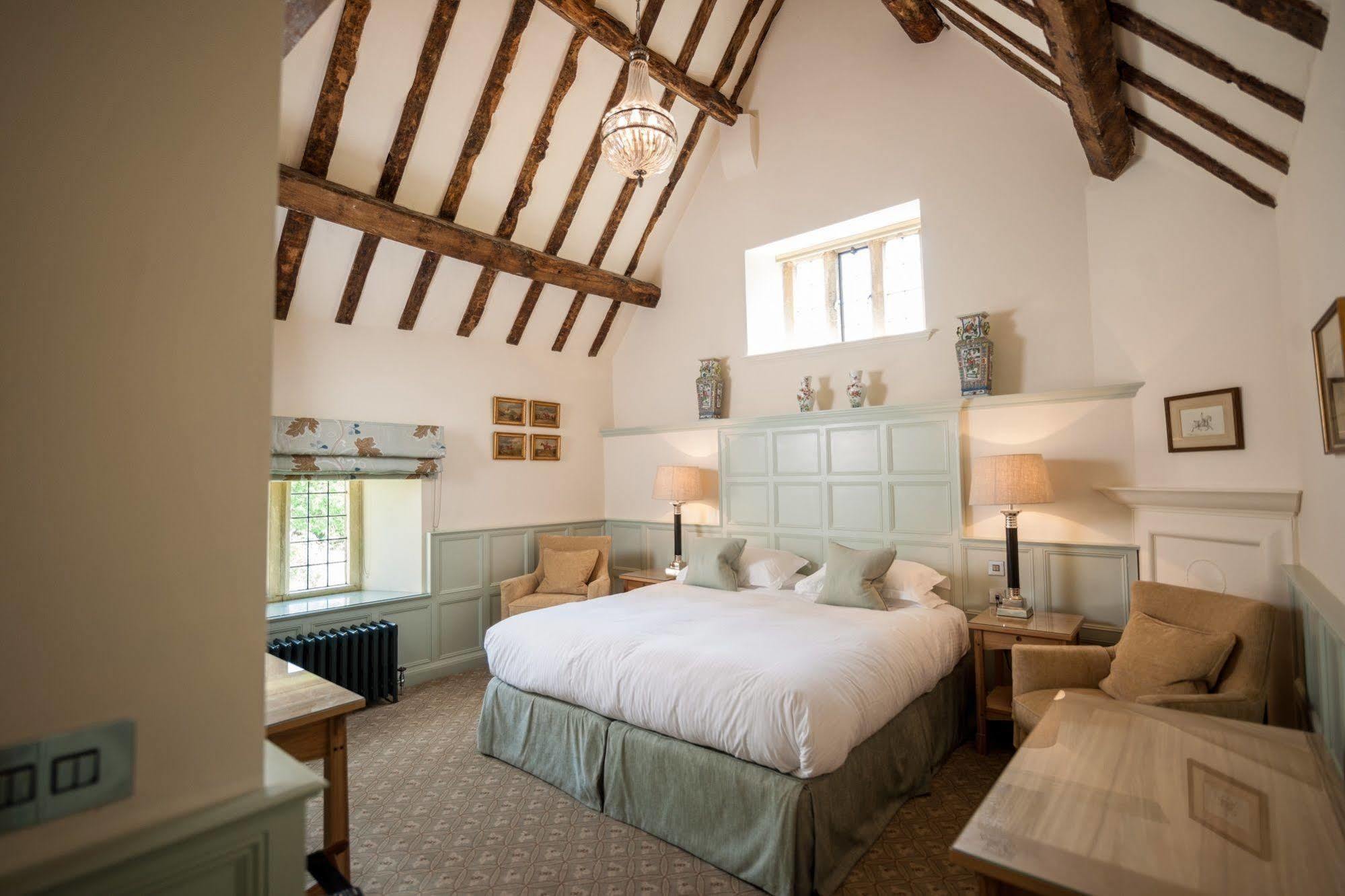 Buckland Manor - A Relais & Chateaux Hotel บรอดเวย์ ภายนอก รูปภาพ