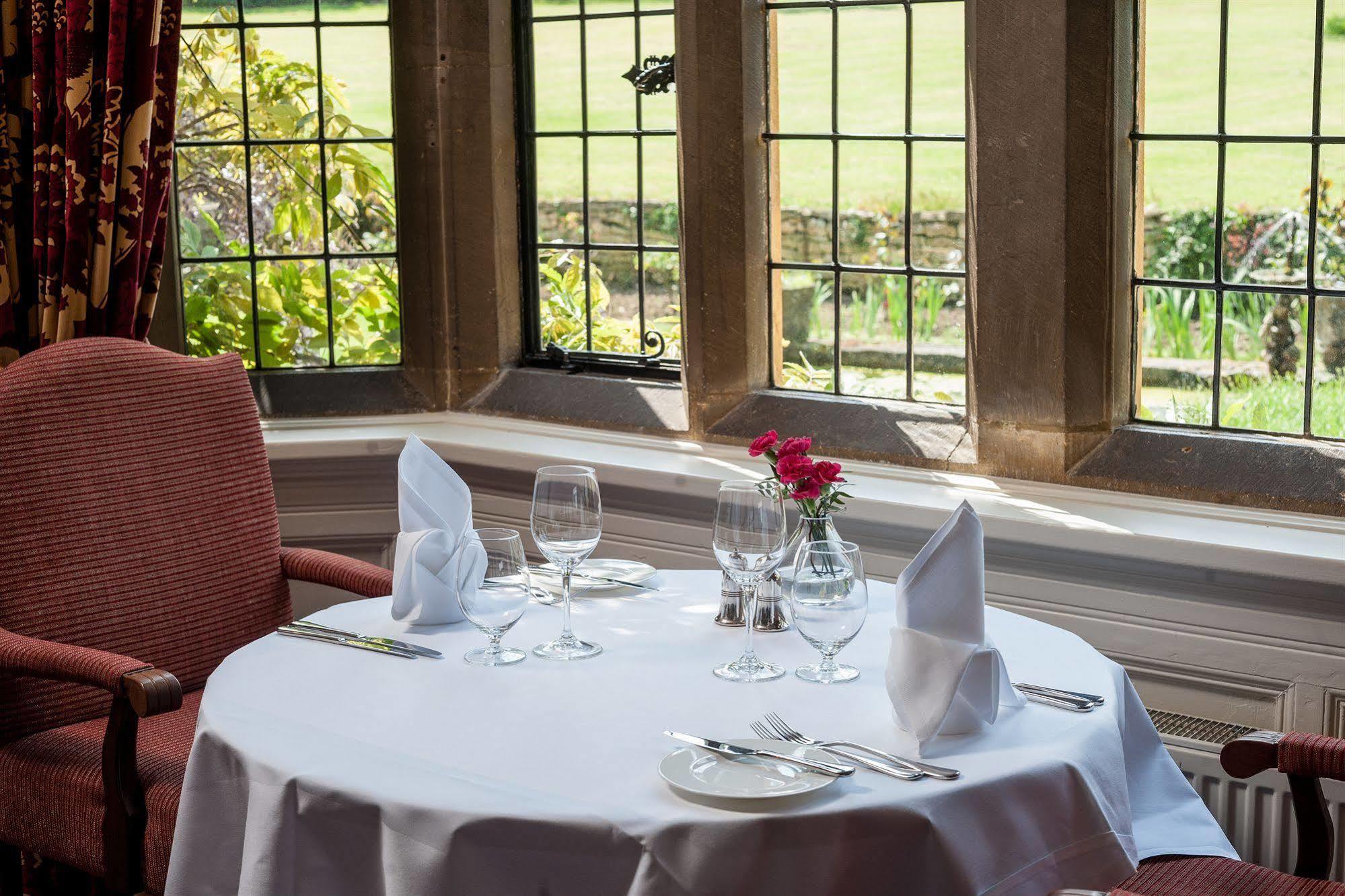 Buckland Manor - A Relais & Chateaux Hotel บรอดเวย์ ภายนอก รูปภาพ